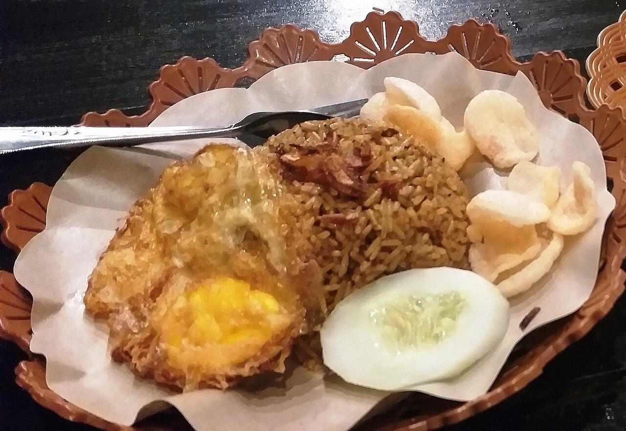 Nasi Goreng, Across Indonesia